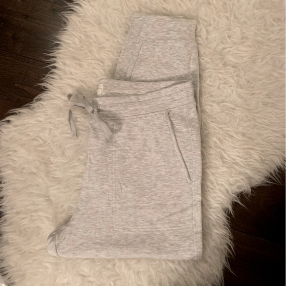 Lou & Grey Supersoft Plush gray fleece lounge pant / sweat pant NEW NWT Size L - Picture 4 of 12